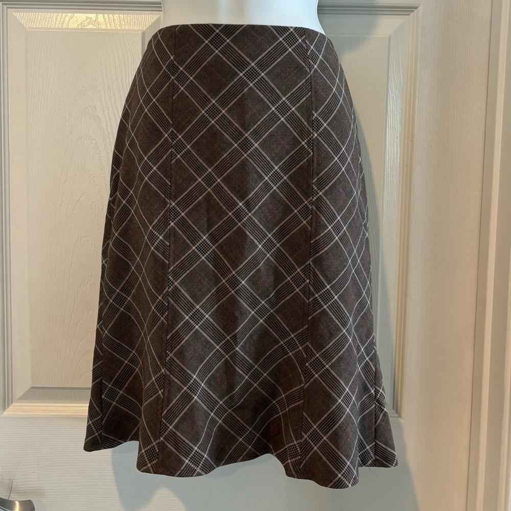 Bebe midi skirt Sz M EUC